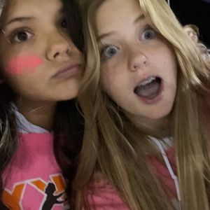 Meet your Posher, Abigail